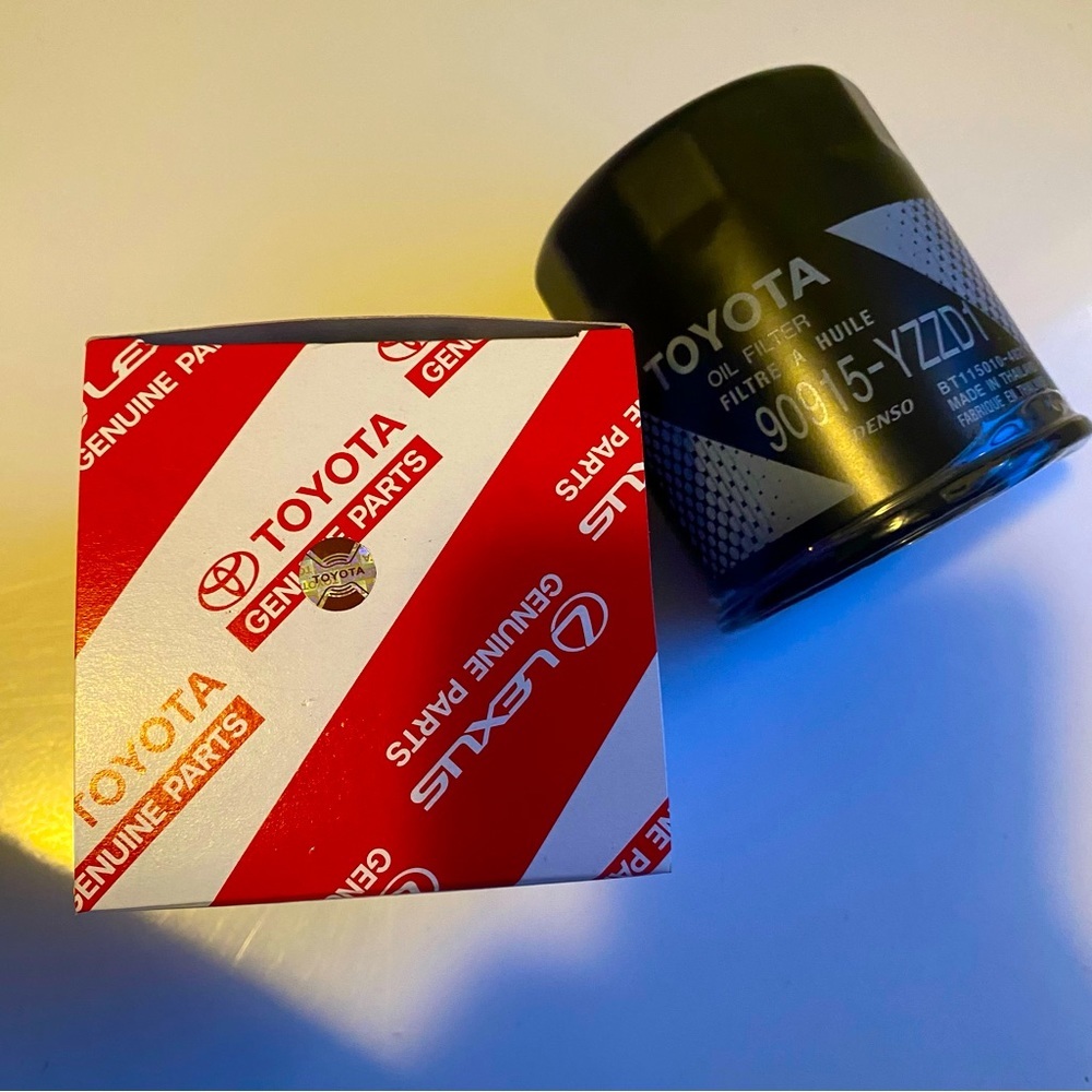 Genuine OEM Toyota Engine Oil Filter 90915-YZZD1